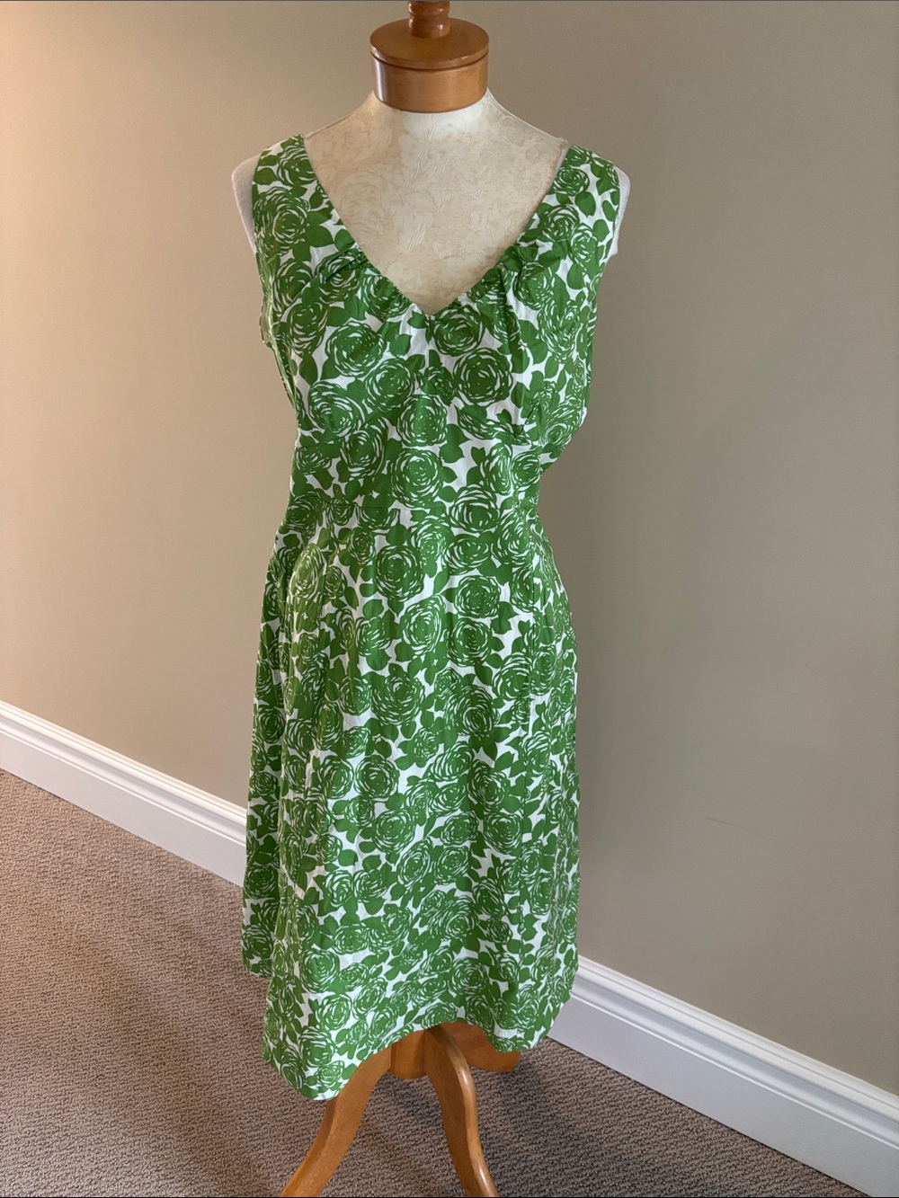 Boden Green Floral V-Neck Midi Dress